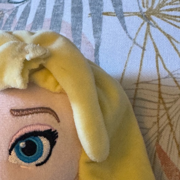 Disney Frozen Nightgowns and stuffy dolls Bundle - Picture 11 of 13